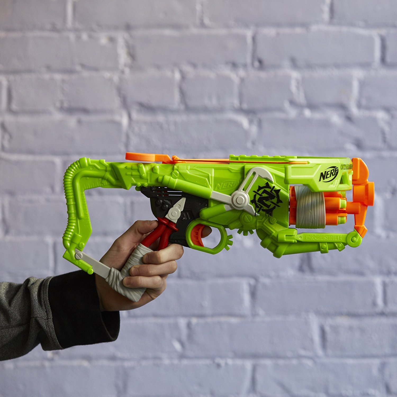 Amazon.co.jp: Nerf Zombie Strike Outbreaker Bow : Toys & Games